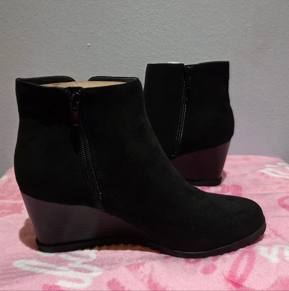Women's Style&Co Black Haidynn Wedge Booties, Size 9M - Picture 4 of 7